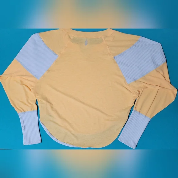 FP Movement Spotlight Long Sleeve Layer Shirt in Pastel Peach Combo Size XS - Picture 3 of 12